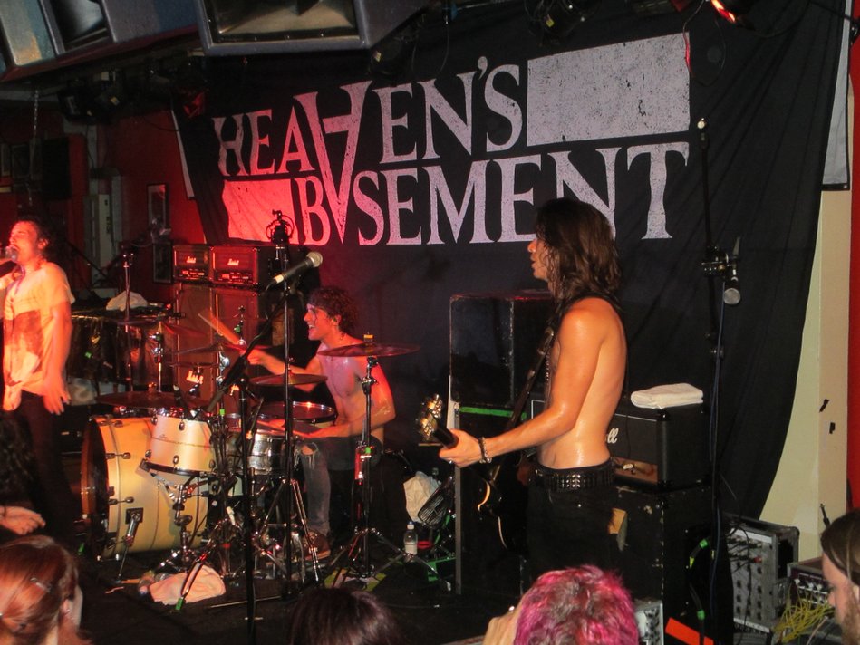 heavens_basement_skarlett_riot_2013-07-18 22-34-38